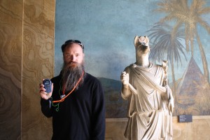 Badly Imitating statues I